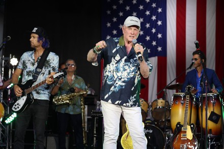 The Beach Boys with John Stamos, 16th Annual 'FOX And Friends' All-American Summer Concert Series, New York, USA - 31 May 2024 에디토리얼 스톡 이미지