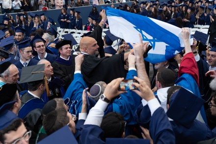 Yeshiva University Hosts Commencement Honoring Senator John Fetterman, New York, USA - 29 May 2024 에디토리얼 스톡 이미지