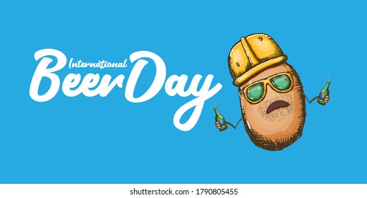 Happy international beer day horizontal banner with cartoon funny potato character holding beer bottle isolated on abstract blue background. International beer day cartoon comic poster 库存矢量图