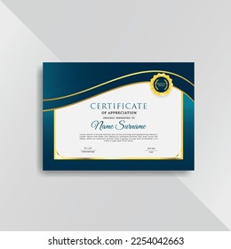 Professional and premium certificate template with golden geometric shapes Stockvektor