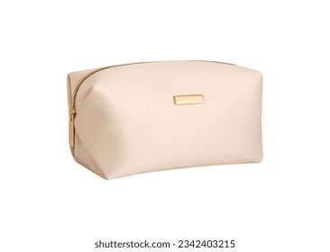白い背景にベージュのゴールドカラー革バニティー化粧品ケース、女性のハンドバッグのためのジッパーとメイクアップバッグ。側面図モックアップ、テンプレート の写真素材