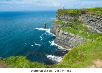 Cliffs of Moher, The Burren, County Clare, Munster, Republic of Ireland, Europe Foto stock