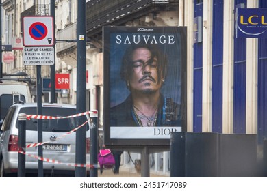 France, 30 March 2024: Urban Dior Advertisement with Johnny Depp 编辑库存照片