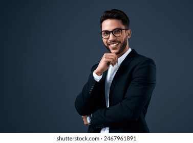 Happy, investor and portrait of man in studio, dark background and business in stock market. Corporate, professional and businessman trading in crypto or thinking of profit on investment in economy Foto stock