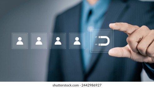 Inbound marketing strategy concept. customer retention, digital marketing and creating attraction for customer groups in business. Businessman touch inbound marketing icon on virtual screen. Stock-foto