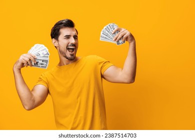 Man business money cash happy dollar smiling finance background yellow rich currency – Ảnh có sẵn