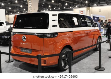 Philadelphia, USA - January 19,2024: All New Volkswagen ID.Buzz minivan (Light Commercial Vehicle) display on Philadelphia auto show. Toimituksellinen arkistovalokuva