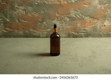 pipette bottles for essential oil: stockfoto