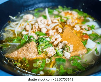 rice noodles soup in bowl. Stock-foto