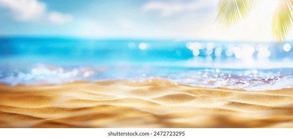 sandy beach with palm leaves and blue waves blurred background; summer vacation in the natural beauty of a tropical paradise : zdjęcie stockowe