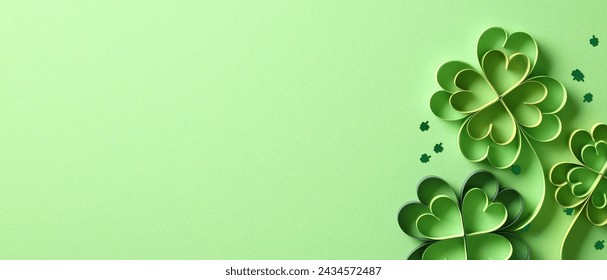 St Patricks day banner design with four leaf clover paper art on green background., fotografie de stoc
