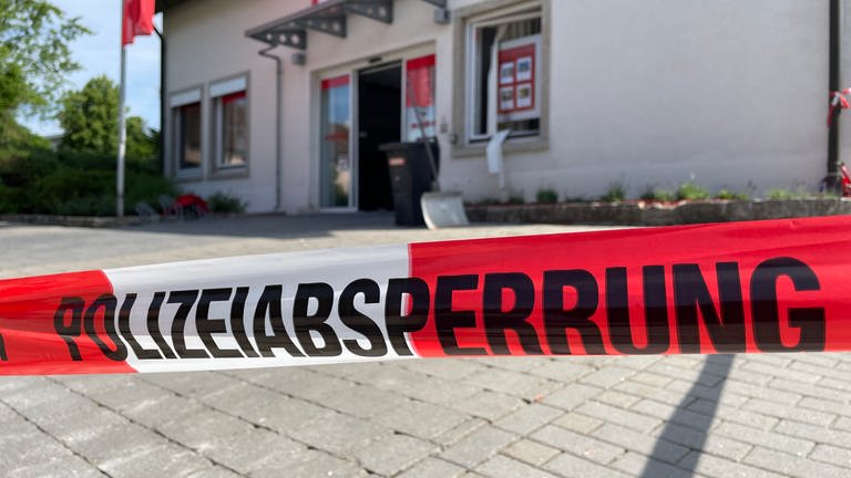 Geldautomat in einer Sparkasse in Satteldorf gesprengt