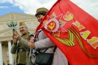 Россияне встретят День Победы парадами, автопробегами и концертами для ветеранов