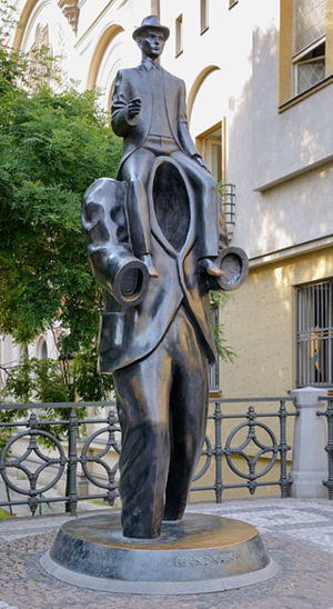Jaroslav Róna's bronze statue of Franz Kafka