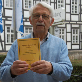 Karl Merhof legt neues Buch über drei kleine Adorfer Religionsgemeinschaften vor