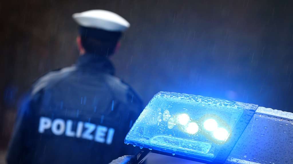 Polizei durchsucht Waldecker Berg in Korbach
