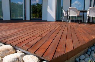 New modern wood deck