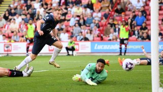 Kulusevski finishes past Foderingham for his second and Tottenham’s third goal at Bramall Lane as the away side made sure of a fifth-placed finish