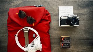 holiday clutter - clothes-travel-voyage-backpack