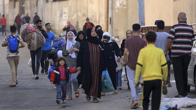 Lebih dari sejuta warga Palestina di Gaza diberi peringatan oleh Israel untuk mengungsi seiring dengan rencana 