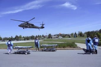 Wisconsin Guard Black Hawk Unit Conducts Mass Casualty Exercise