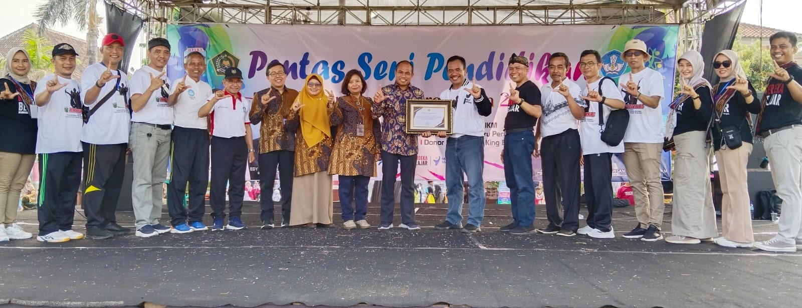Balai Bahasa Provinsi Jawa Tengah Terima Penghargaan dari Pj. Bupati Jepara