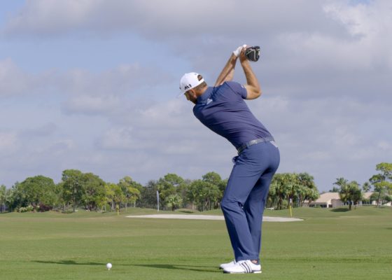 Thay đổi nhỏ backswing giúp golfer có uy lực trong cú swing