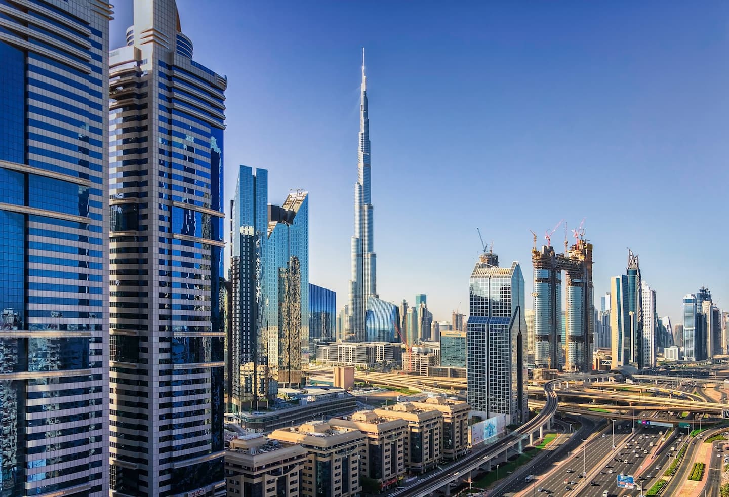 Дубай, вид на Бурдж-Халифа