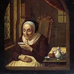 Старушка, пьющая кофе