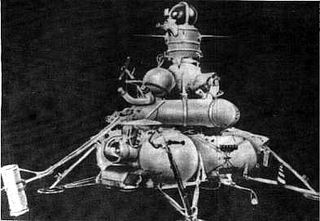 Image of the Luna 16 moon lander.