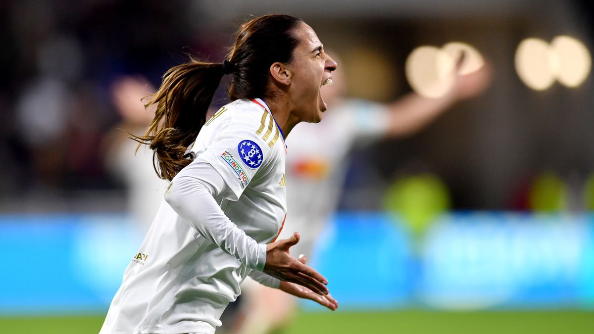 Olympique Lyonnais v Paris Saint-Germain: Semi-final First Leg - UEFA Women’s Champions League