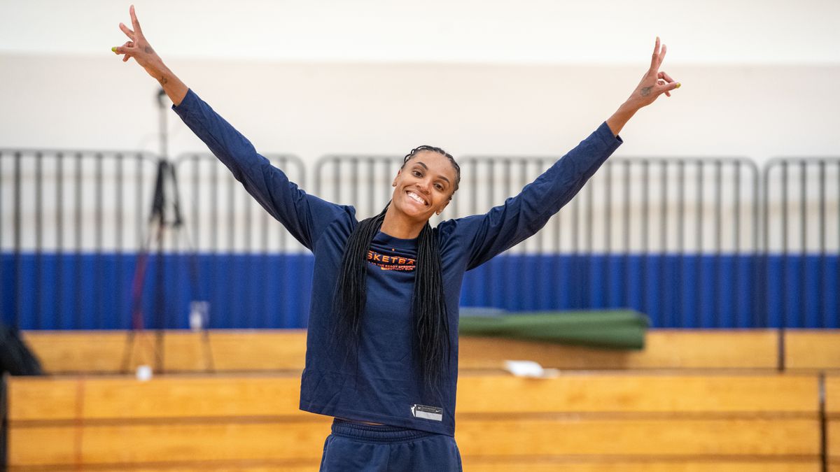 WNBA: MAY 04 Connecticut Sun Training Camp