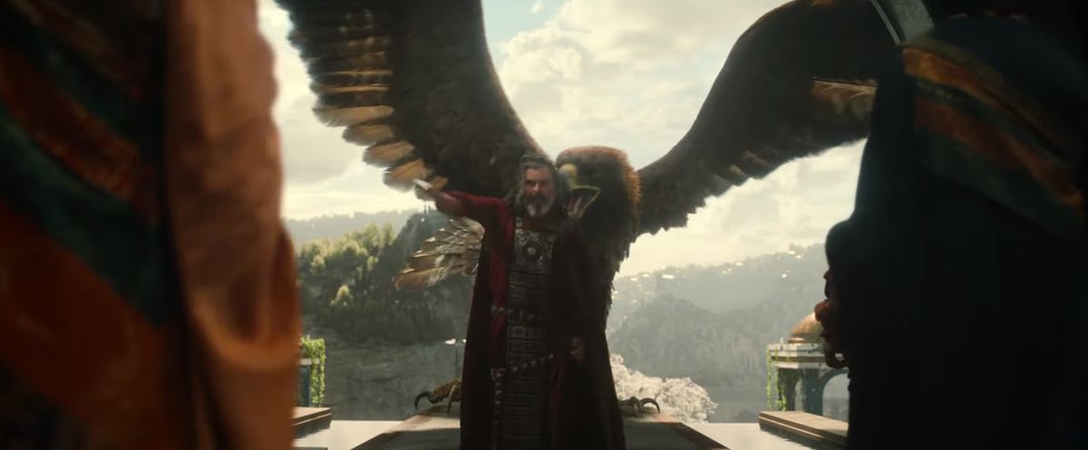 Pharazôn steps down from a giant eagle onto a platform and draws his sword in the trailer for season 2 of The Lord of the Rings: The Rings of Power
