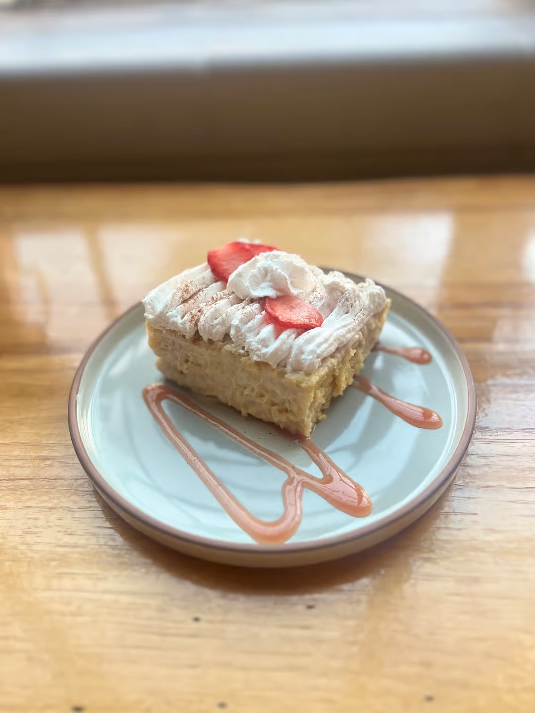 An image of tres leches.