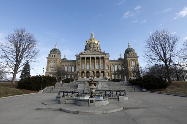 The Iowa Capitol building is viewed Jan. 7, 2020, in Des Moines, Iowa. Iowa voters will cast ballots Tuesday, June 4, 2024, in primaries for the narrowly divided U.S. House as well as the Republican-controlled state legislature. (AP Photo/Charlie Neibergall, File)