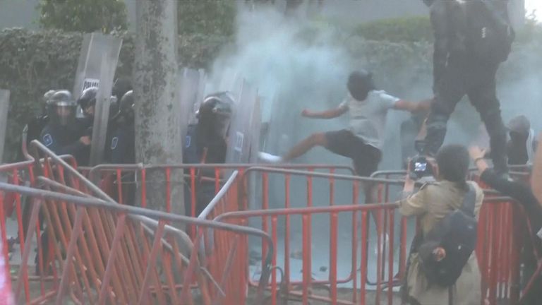 Six officers injured as protesters clash with police outside Israeli embassy in Mexico
