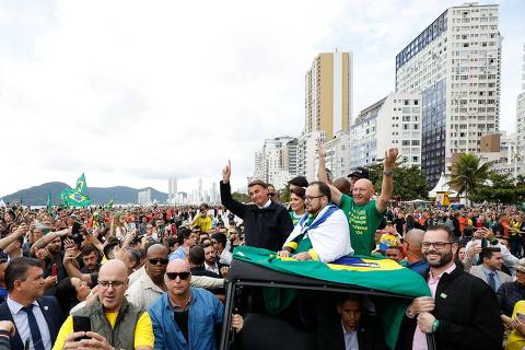 Como Balneário Camboriú se tornou 'capital conservadora' do Brasil