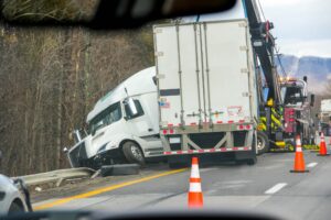 truck accident cases- Woodstock truck accident attorneys- Hagood Injury Law