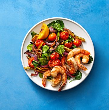 healthy roast shrimp and salad on a plate