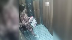 Женщина в лифте пролетела 8 этажей?