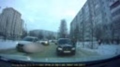 "В Казани на улице Кул Гали женщина бросила свой автомобиль ...