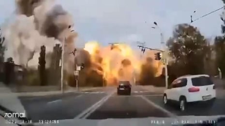 Dashcam video shows moment of missile strike in Dnipro, Ukraine – video