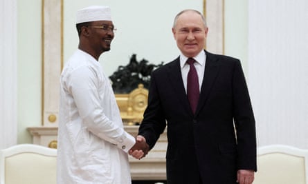Vladimir Putin greets Chad’s interim president, Mahamat Idriss Déby Itno, in Moscow in January.