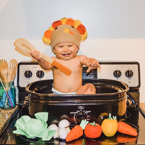 Thanksgiving Baby Pictures Turkey, Infant Thanksgiving Pictures, 6 Minth Baby Photo Shoot, Thanksgiving Infant Photoshoot, November Milestone Baby Pictures, Thanksgiving Milestone Pictures, Thanksgiving Baby Crafts, Thanksgiving Photoshoot Baby, November Baby Photoshoot