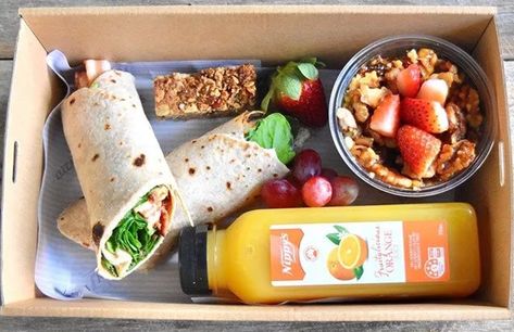 Lunch Box Catering - Elizabeth Andrews Corporate Catering Picnic Lunch Box Ideas, Lunch Box Business Ideas, Corporate Lunch Box Ideas, Corporate Lunch Boxes Catering, Catering Packaging Ideas, Breakfast In A Box Ideas, Corporate Lunch Ideas, Iftar Box Ideas, Breakfast Box Packaging