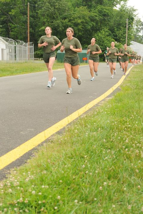 Female Candidate Q: Running and Lower Body Preparation Military, Usmc, Armed Forces, Military Women, Military Life, Marines, American Pride, Military Girl, Military Motivation