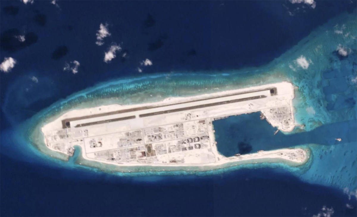 China's new island-building tech sure to churn South China Sea
