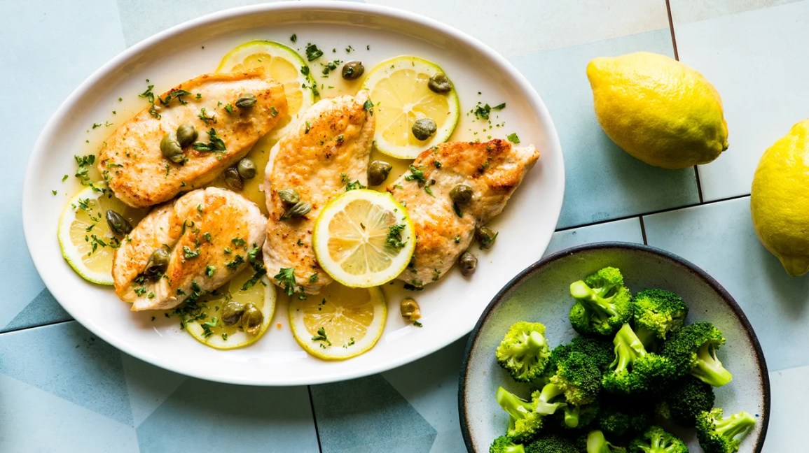 Cooked lemon chicken with broccoli