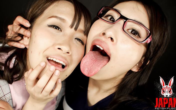 Japan Fetish Fusion: Yua Hidaka and Ai Kayama&amp;#039;s Extreme Nose Licking Match