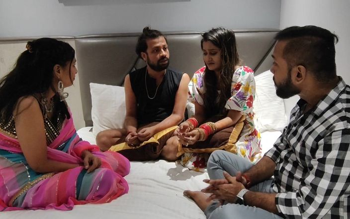 Bollywood porn: 成熟したインドの叔母は彼女の若い恋人にセックスを行う方法を教えています